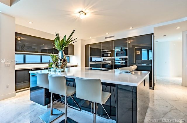 $4,960,000 | 18555 Collins Avenue, Unit 2901, Sunny Isles Beach, FL 33160