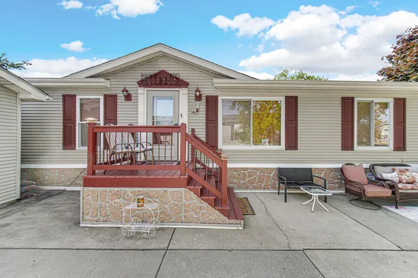 $98,000 | 125 Cardinal Drive, Beecher, IL 60401