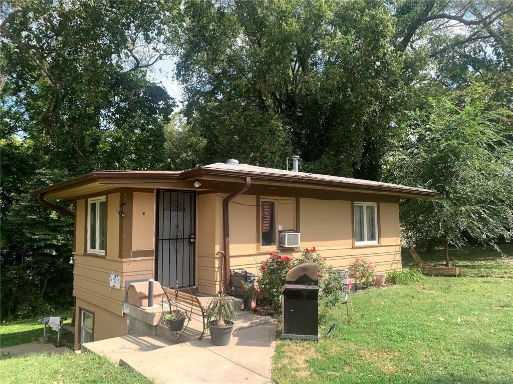 10906 East Truman Road Independence, MO 64053 - Photo 17 of 95