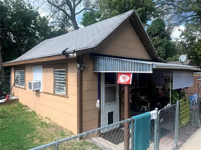 $340,000 | 10906 East Truman Road, Independence, MO 64053