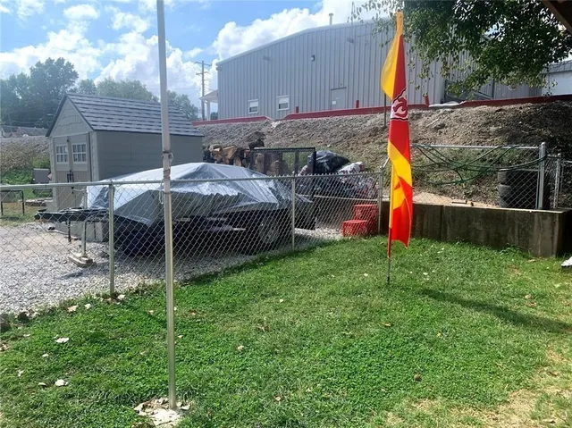 $340,000 | 10906 East Truman Road, Independence, MO 64053