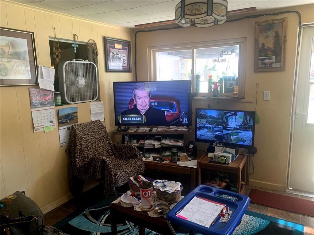 10906 East Truman Road Independence, MO 64053 - Photo 30 of 95