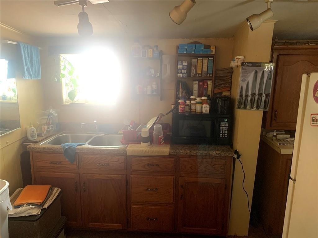 10906 East Truman Road Independence, MO 64053 - Photo 33 of 95