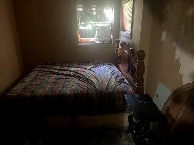 $340,000 | 10906 East Truman Road, Independence, MO 64053