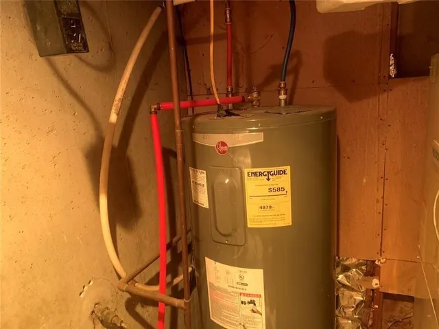 $340,000 | 10906 East Truman Road, Independence, MO 64053