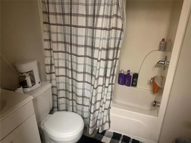 $340,000 | 10906 East Truman Road, Independence, MO 64053