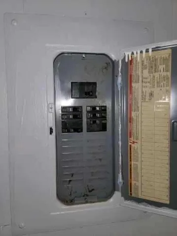 $340,000 | 10906 East Truman Road, Independence, MO 64053