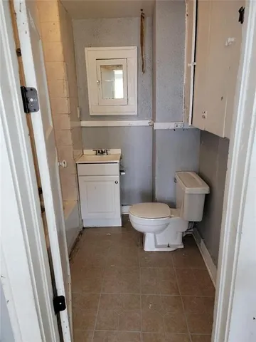 $340,000 | 10906 East Truman Road, Independence, MO 64053