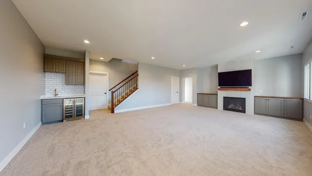 $799,900 | 928 Milborne Lane Northwest, Rochester, MN 55901