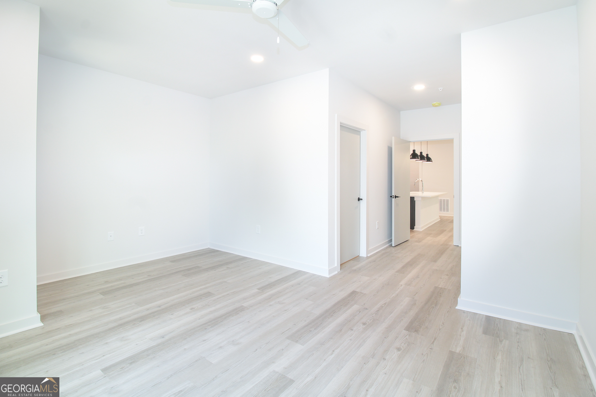 240 Martha Drive, Unit 140 Athens, GA 30606 - Photo 7 of 28