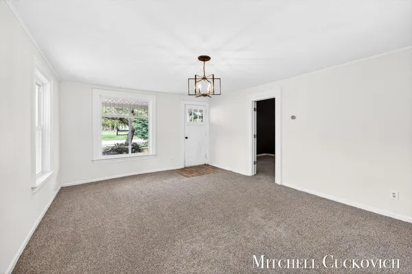 $219,900 | 832 East Michigan Avenue, Marshall, MI 49068