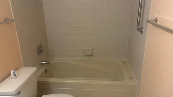 $2,299 | Undisclosed Address, Pembroke Pines, FL 33025