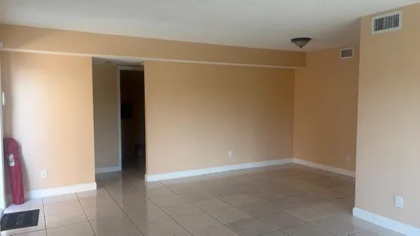 $2,299 | Undisclosed Address, Pembroke Pines, FL 33025