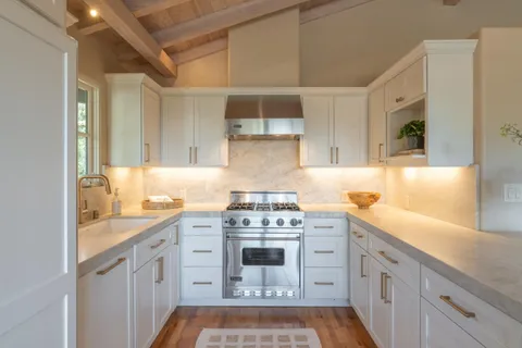 $3,950,000 | Casanova 3 Se Of 4th, Carmel, CA 93921