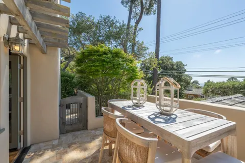$3,950,000 | Casanova 3 Se Of 4th, Carmel, CA 93921