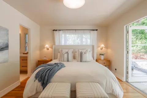 $3,950,000 | Casanova 3 Se Of 4th, Carmel, CA 93921
