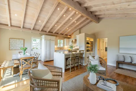 $3,950,000 | Casanova 3 Se Of 4th, Carmel, CA 93921