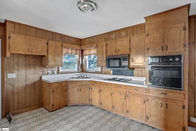 $850,000 | 183 Mt Tabor Church Road, Pickens, SC 29671