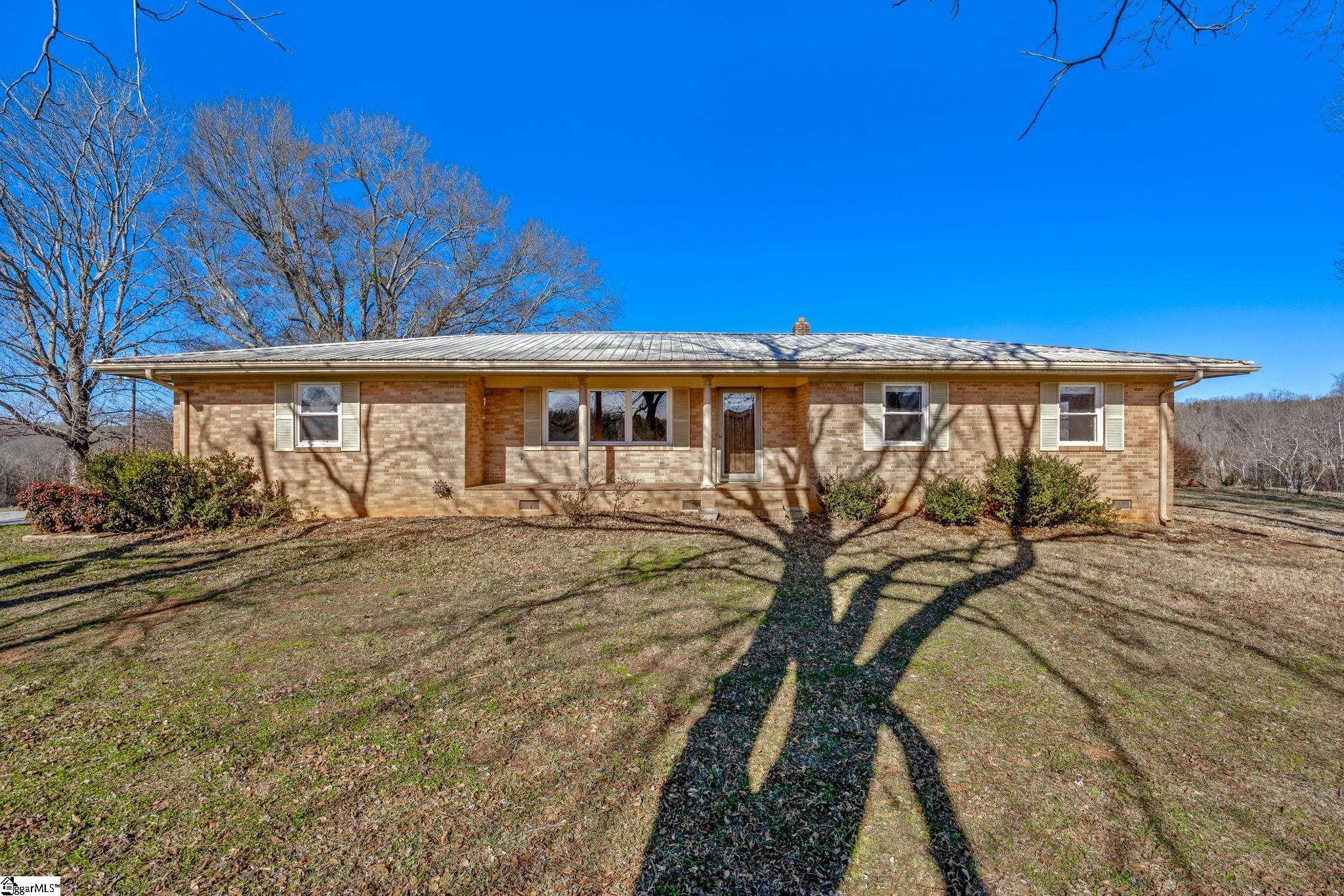 183 Mt Tabor Church Road Pickens, SC 29671 - Photo 5 of 36