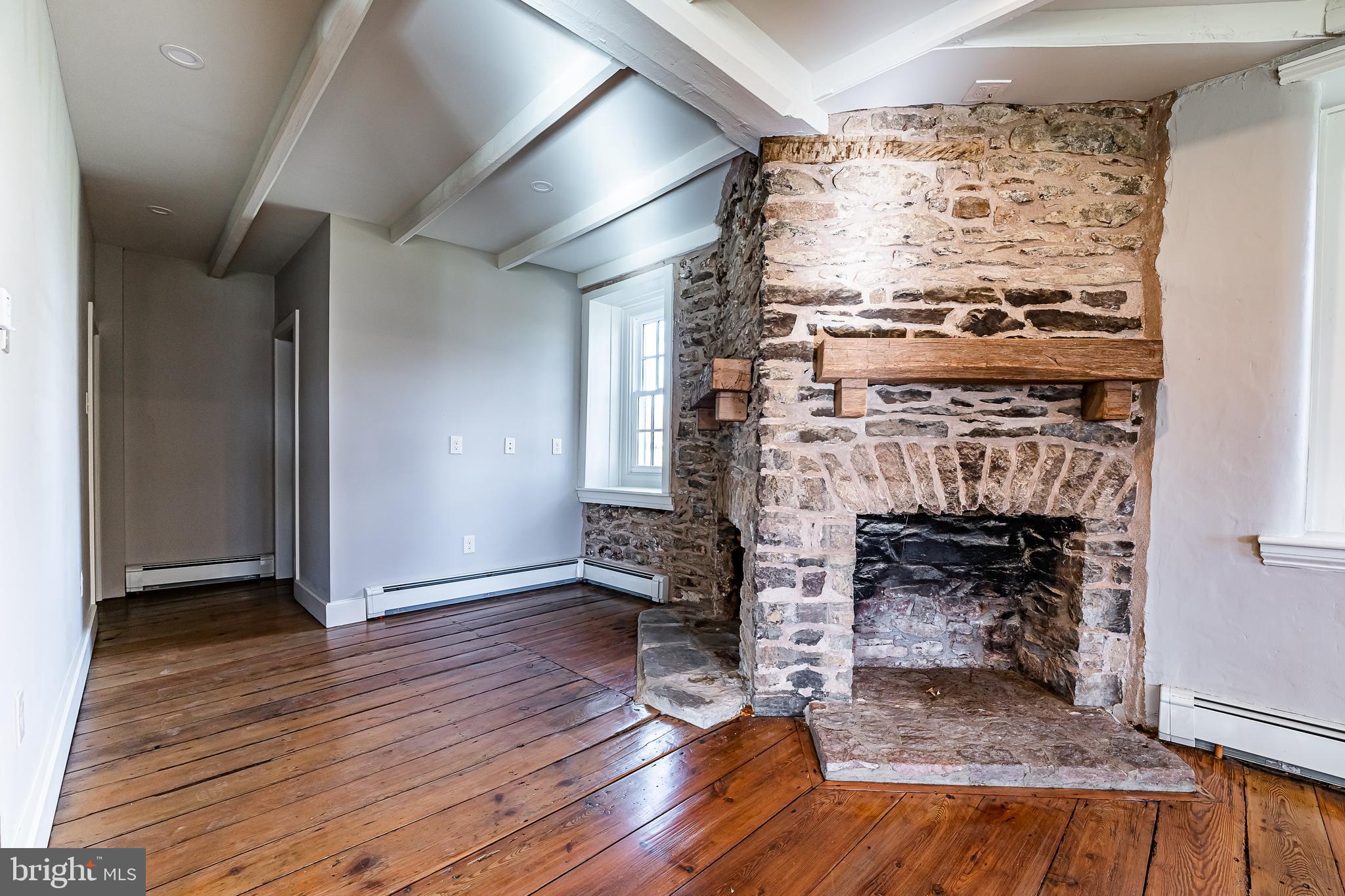 816 Upper Stump Road Chalfont, PA 18914 - Photo 5 of 36