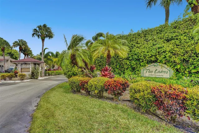 $2,600 | 4949 East Lakes Drive, Deerfield Beach, FL 33064