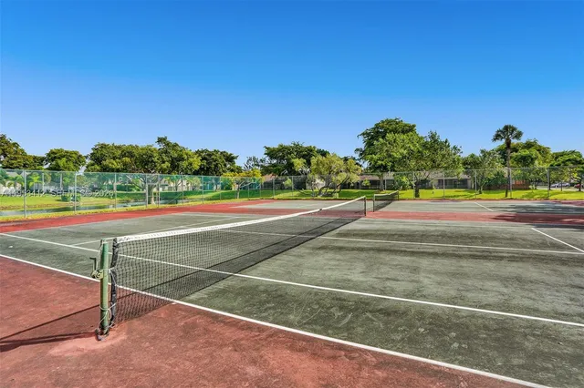 $2,600 | 4949 East Lakes Drive, Deerfield Beach, FL 33064