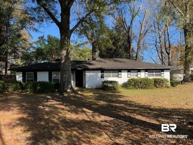 312 Sunset Drive Monroeville, AL 36460 - Photo 1 of 8