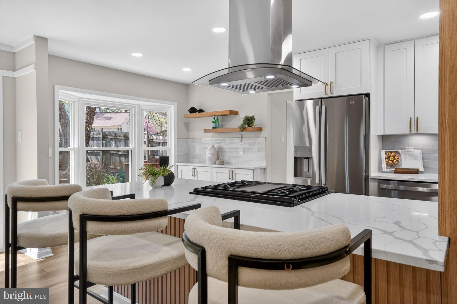 9217 Dorothy Lane Springfield, VA 22153 - Photo 8 of 58 Family/Kitchen Combo