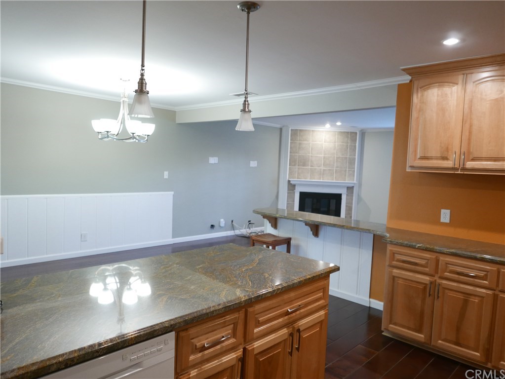 4731 Whipple Road Riverside, CA 92506 - Photo 7 of 20