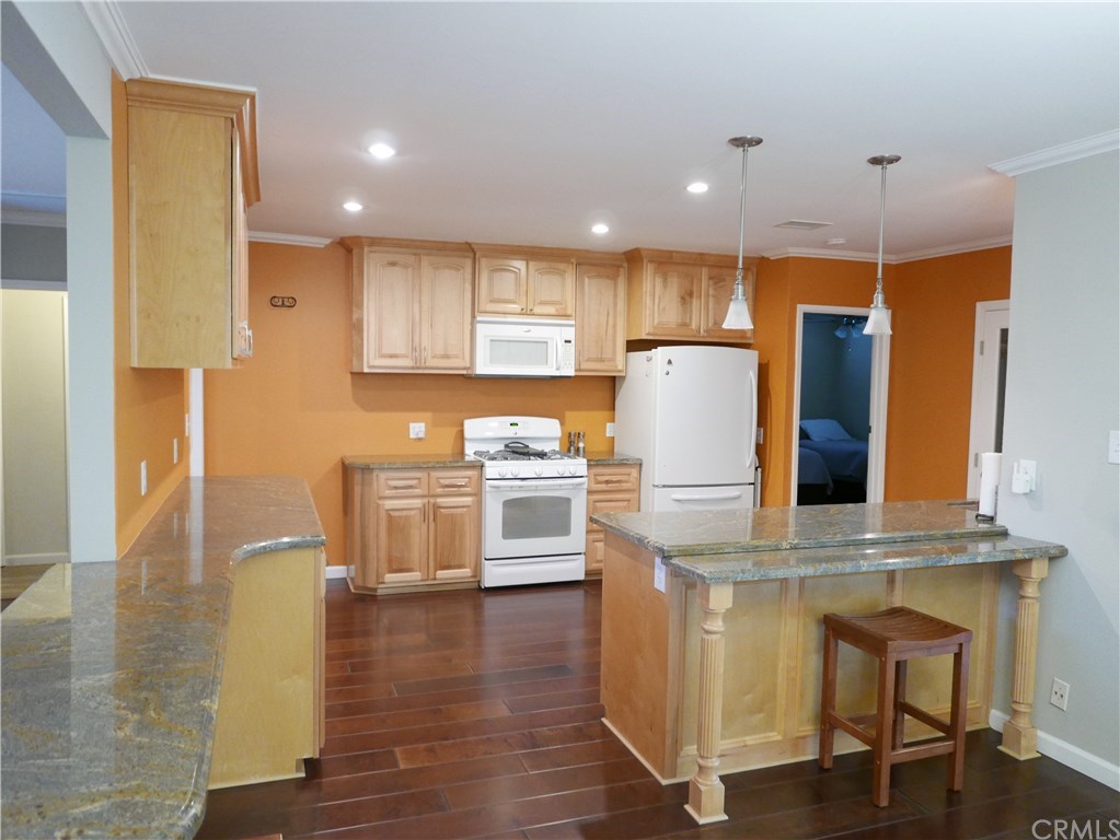 4731 Whipple Road Riverside, CA 92506 - Photo 8 of 20