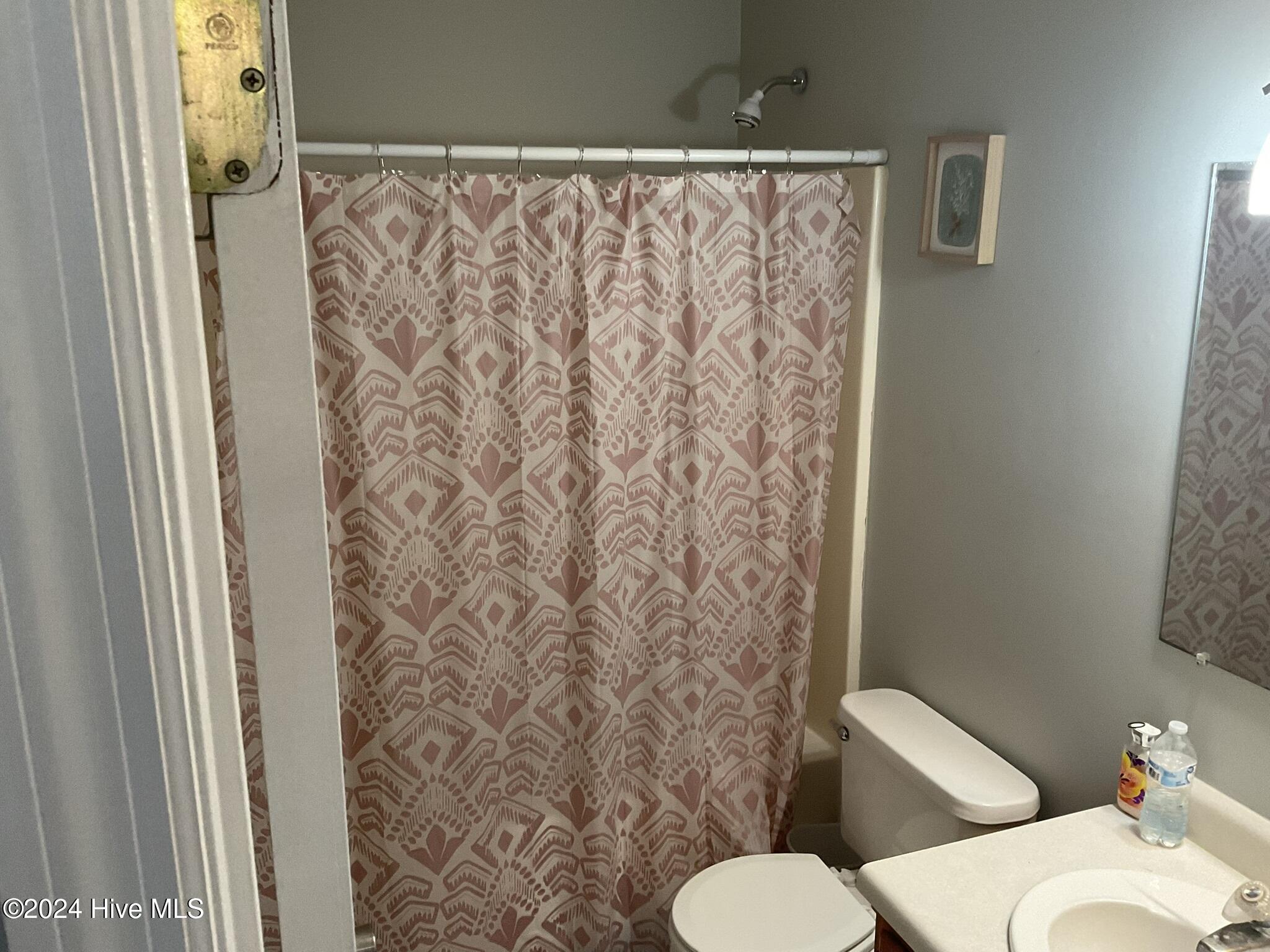 511 Amber Avenue Hubert, NC 28539 - Photo 15 of 16 Hall Bath