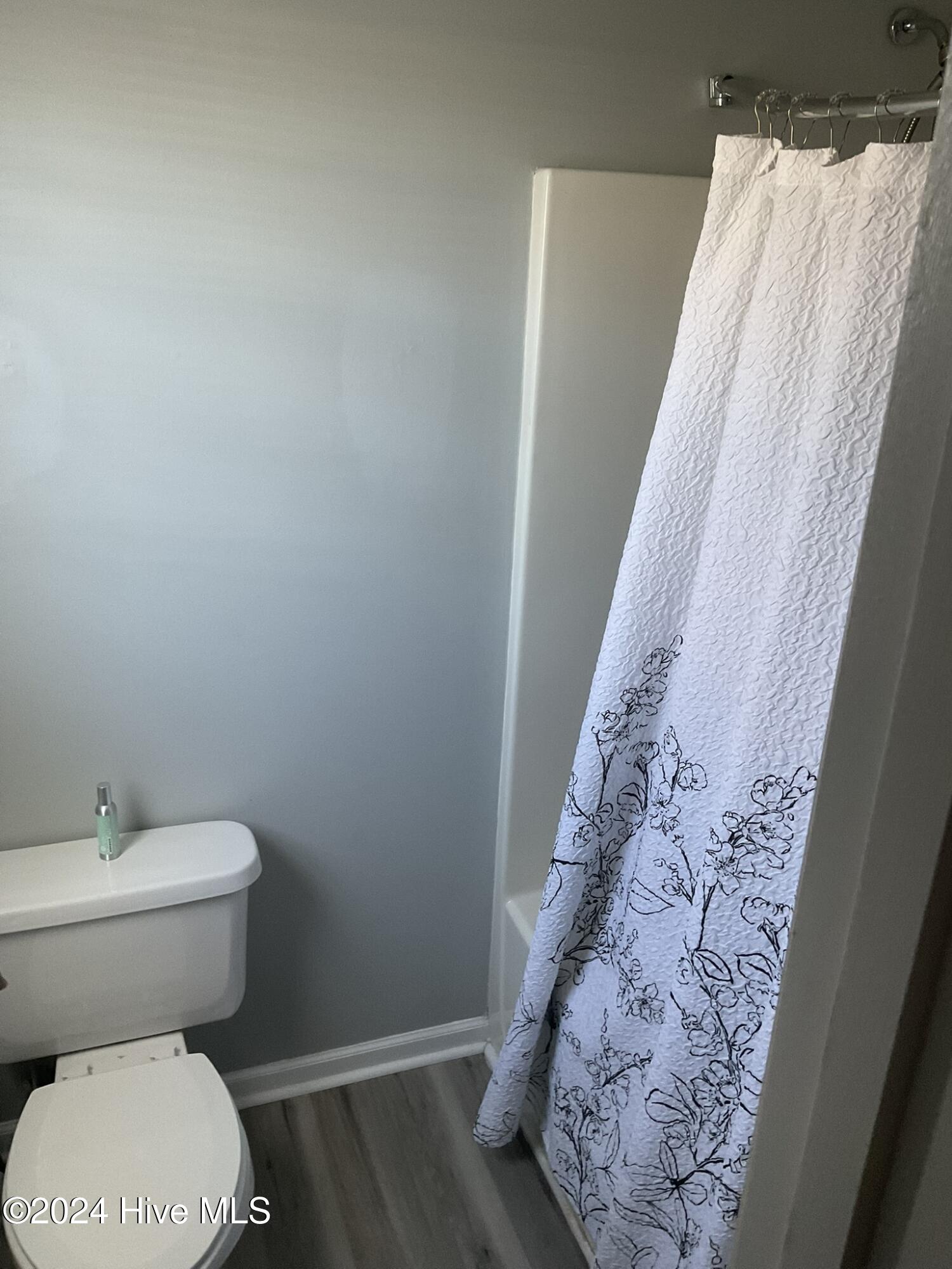 511 Amber Avenue Hubert, NC 28539 - Photo 10 of 16 Primary Bath 2