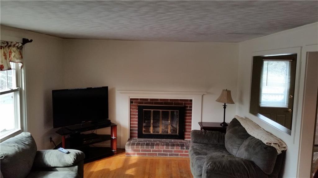 7 Columbus Road Cape Elizabeth, ME 04107 - Photo 8 of 19 Photo