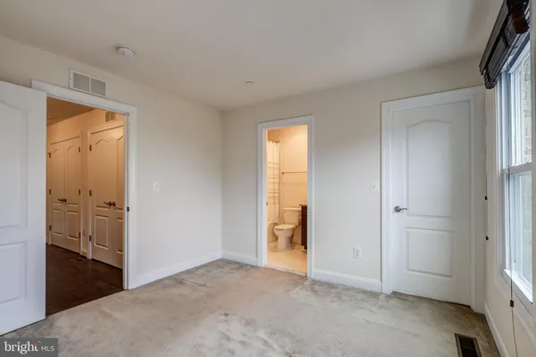 $3,500 | 6122 Solent Place Northeast, Washington, DC 20011