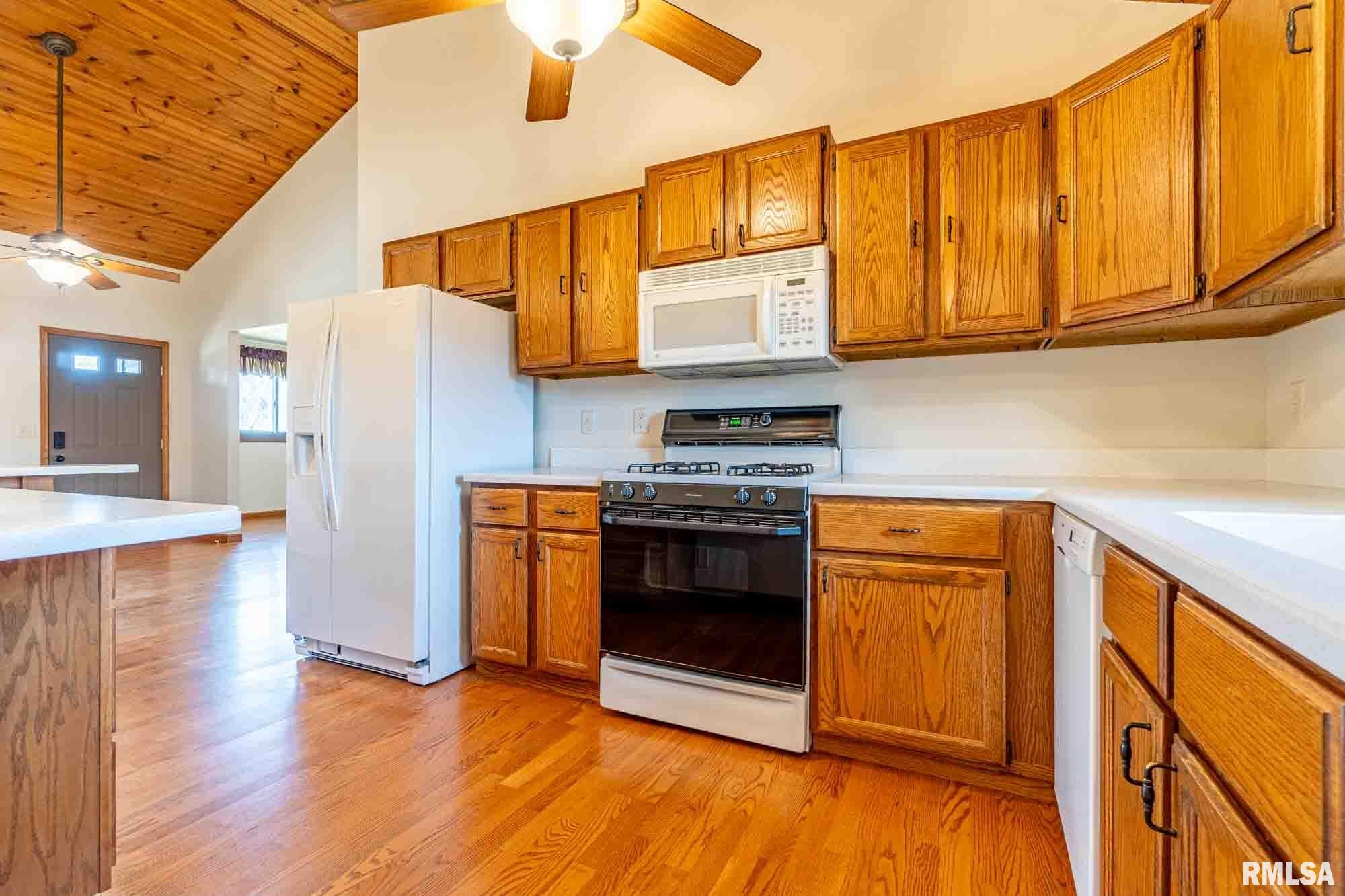 9351 West Darlington Drive Mapleton, IL 61547 - Photo 11 of 34