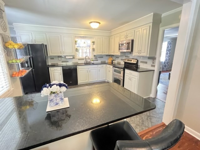 20 Snowden Street Sumter, SC 29150 - Photo 7 of 59