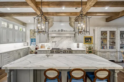 $7,295,000 | 2158 Chilton Road, Houston, TX 77019