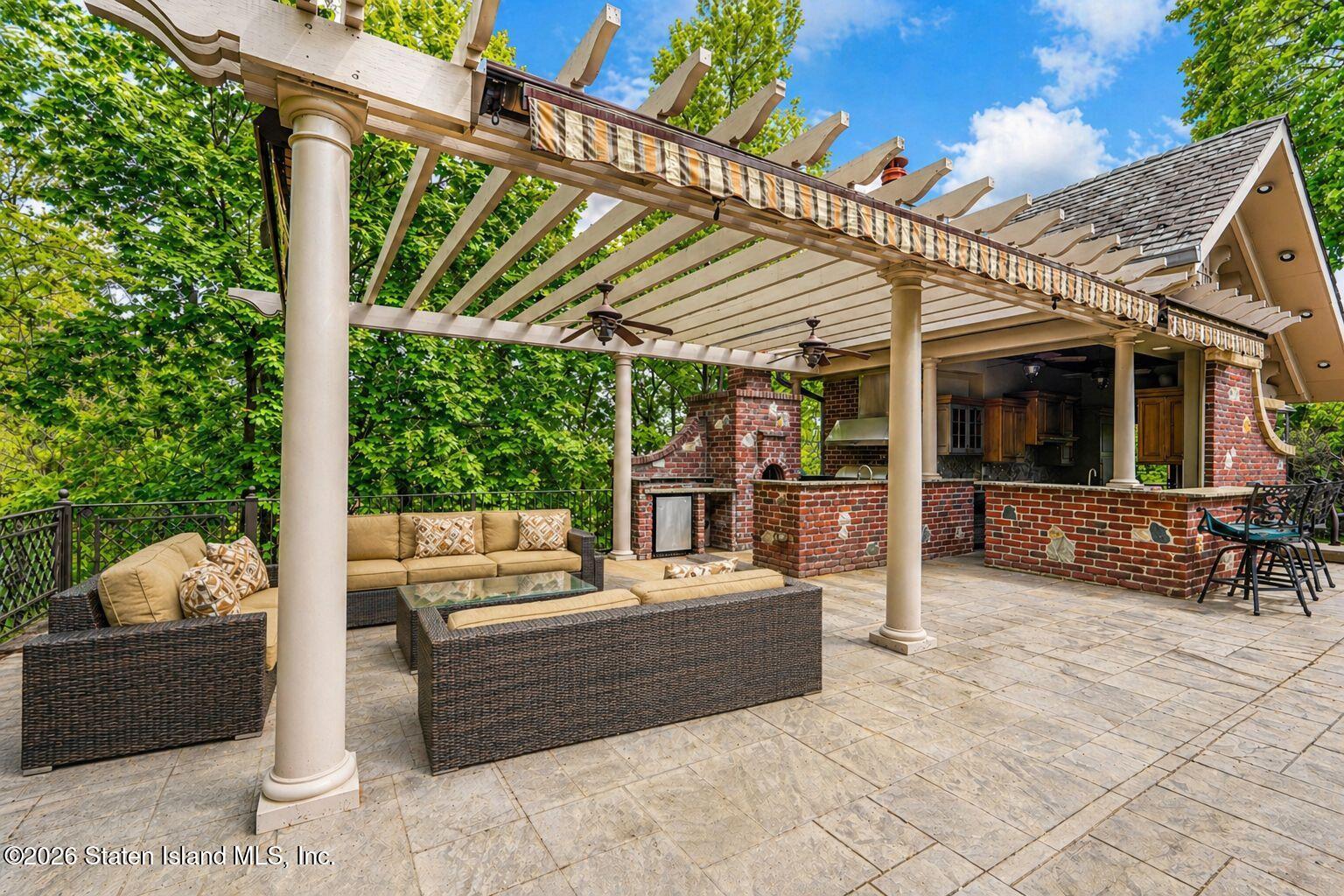 125 Benedict Road Staten Island, NY 10304 - Photo 87 of 96 125 outdoor full