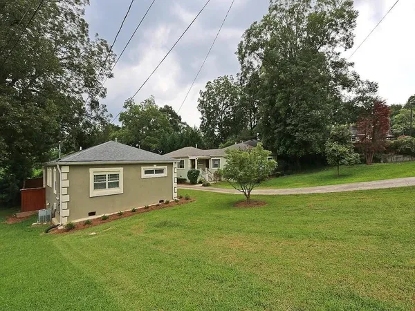 $1,850 | 69 Norwood Avenue Northeast, Unit A, Atlanta, GA 30317