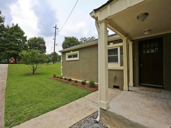 $1,850 | 69 Norwood Avenue Northeast, Unit A, Atlanta, GA 30317