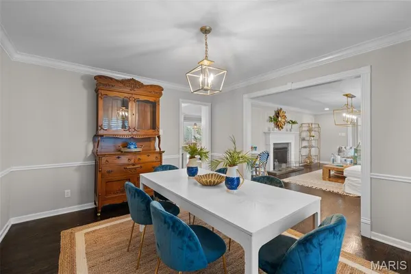 $899,000 | 1815 Gray Drive, Des Peres, MO 63131