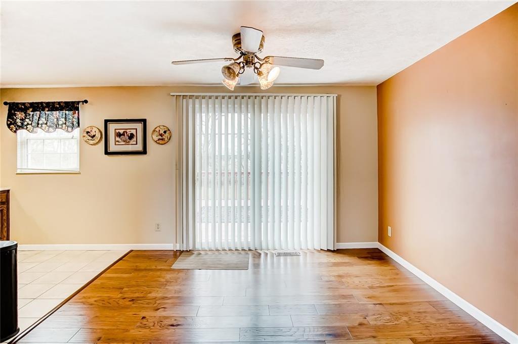835 West Martindale Road Englewood, OH 45322 - Photo 9 of 34