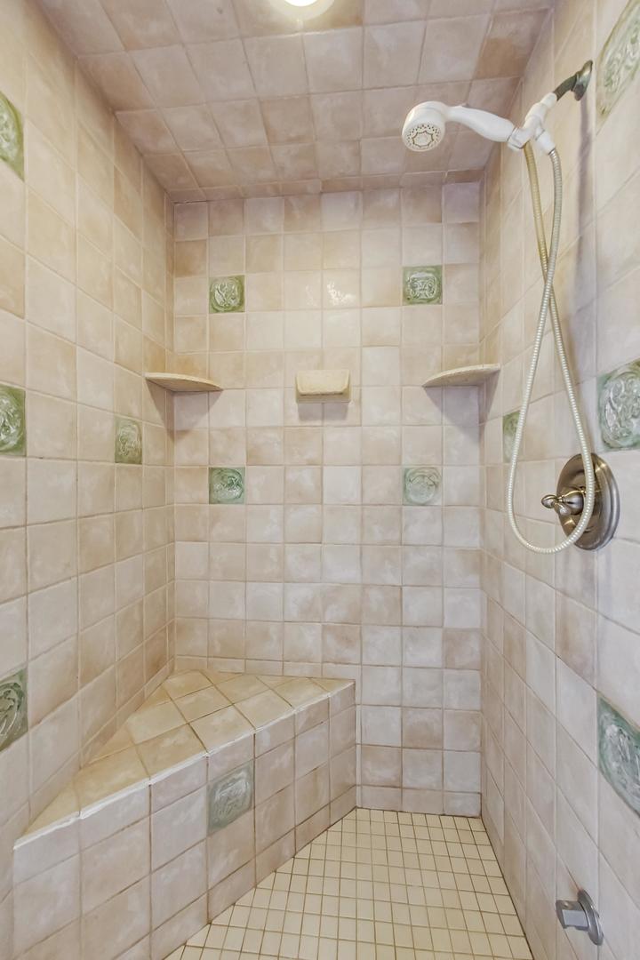 8901 Maple Avenue Burr Ridge, IL 60527 - Photo 26 of 68