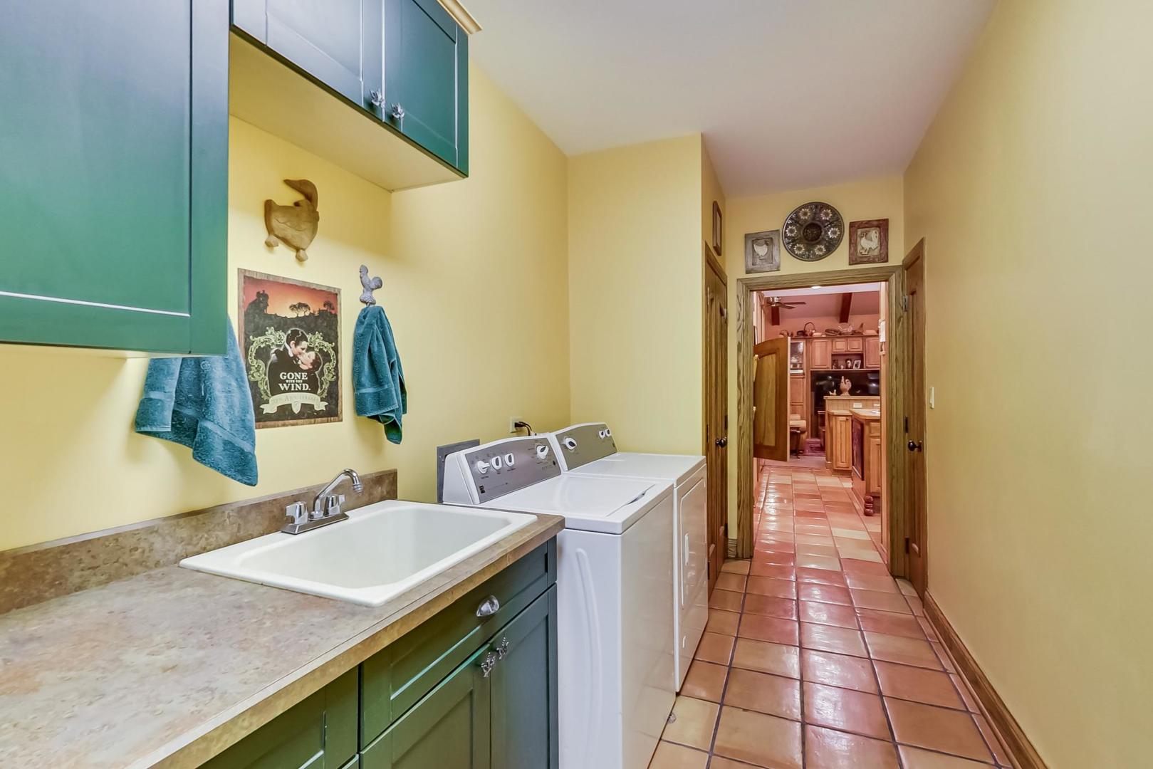 8901 Maple Avenue Burr Ridge, IL 60527 - Photo 35 of 68