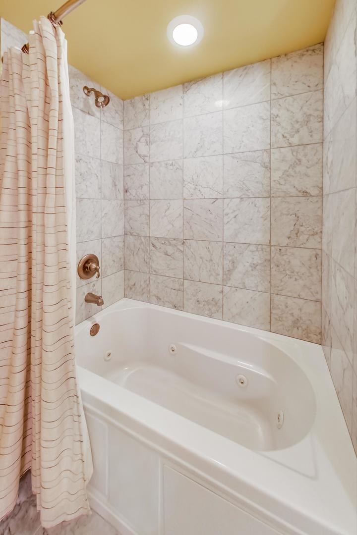 8901 Maple Avenue Burr Ridge, IL 60527 - Photo 50 of 68