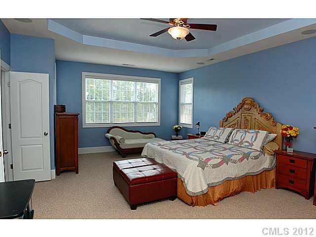11241 Wheat Ridge Road Charlotte, NC 28277 - Photo 11 of 16 Gallery Image 11