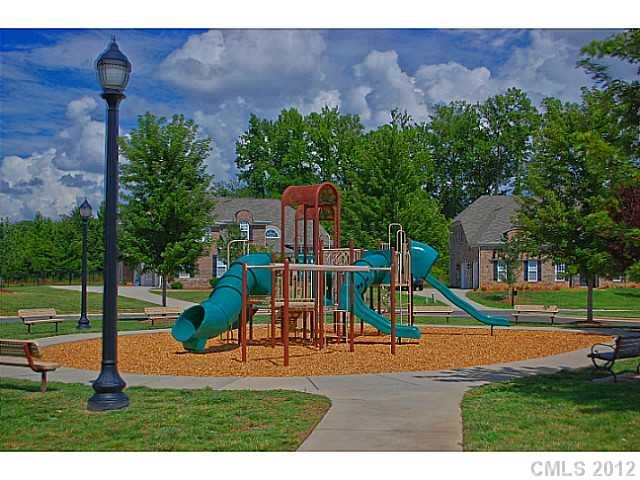11241 Wheat Ridge Road Charlotte, NC 28277 - Photo 15 of 16 Gallery Image 15