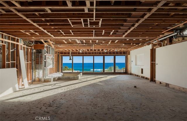 $24,995,000 | 25 Bay, Laguna Beach, CA 92651