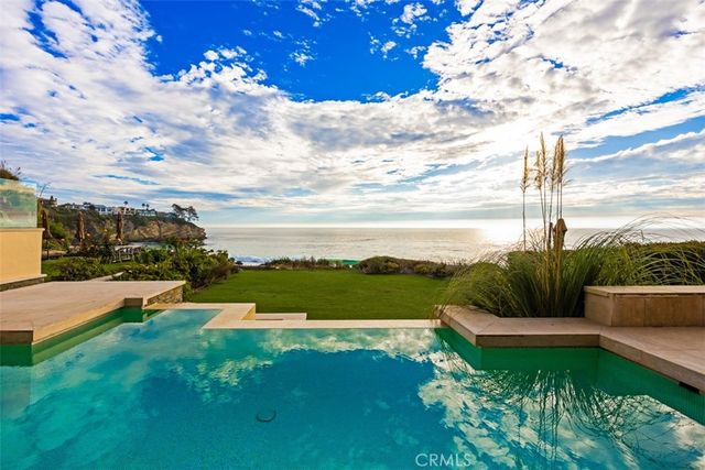 $24,995,000 | 25 Bay, Laguna Beach, CA 92651