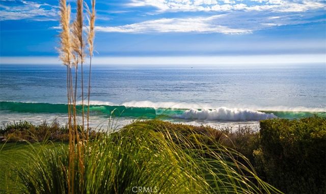 $24,995,000 | 25 Bay, Laguna Beach, CA 92651